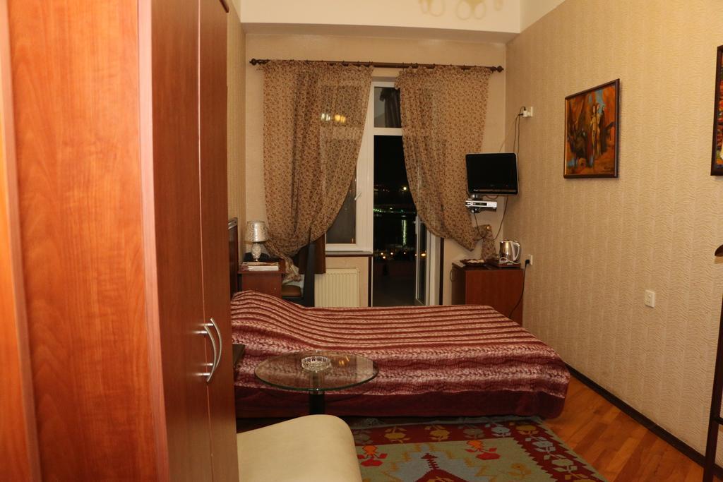 Nur-2 Hotel Baku Ngoại thất bức ảnh